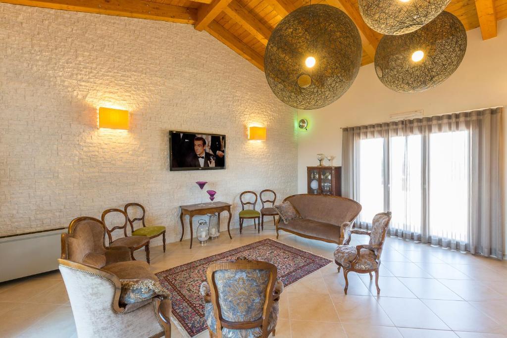 Casale Santa Maria Country House 모스치아노 산탄젤로 외부 사진